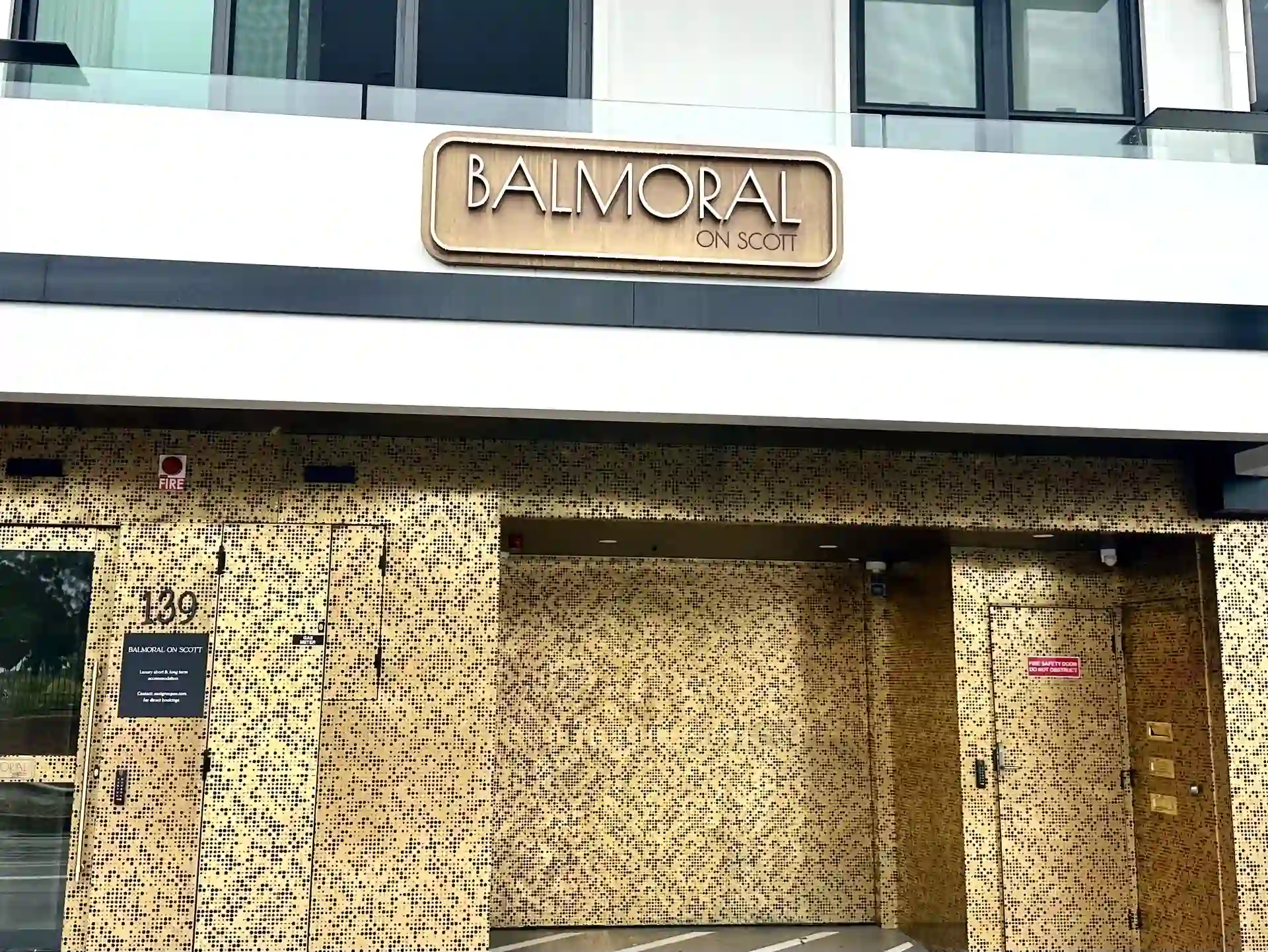 Signs,Signwriting,Big Colour